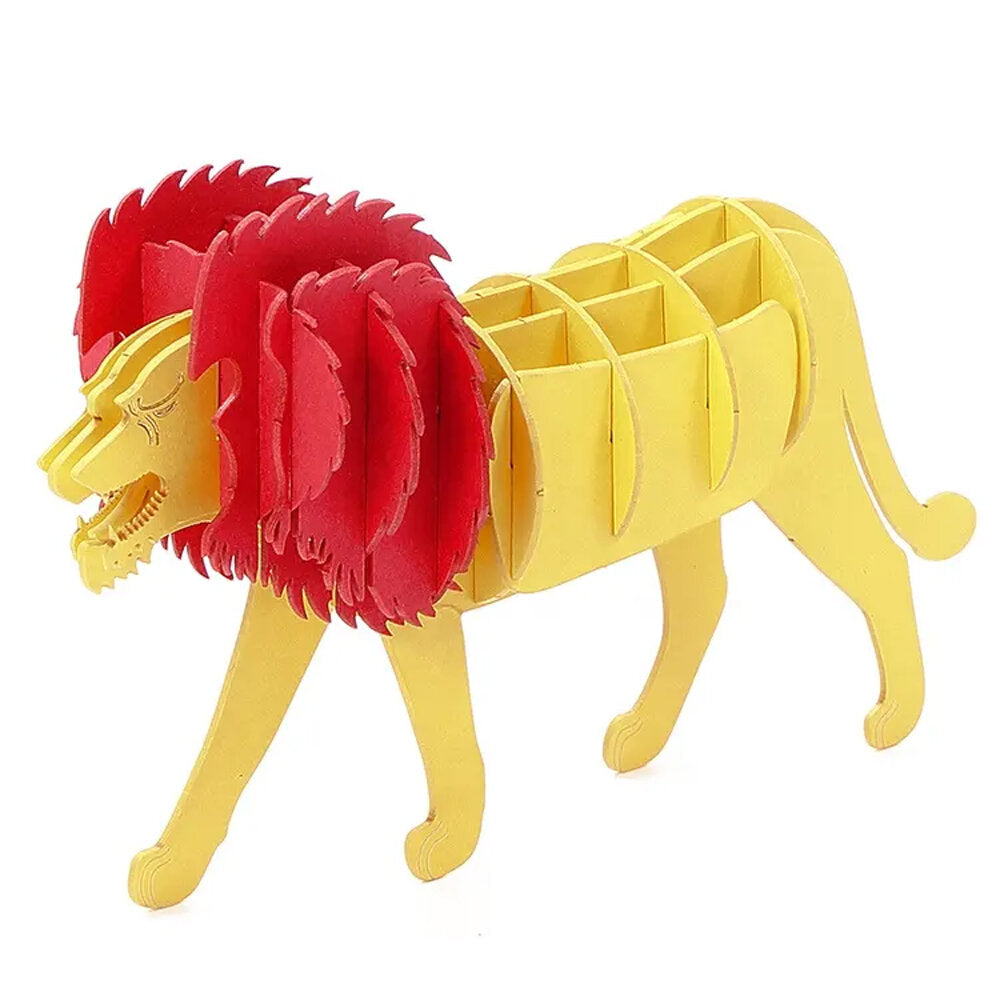 Card Model LION