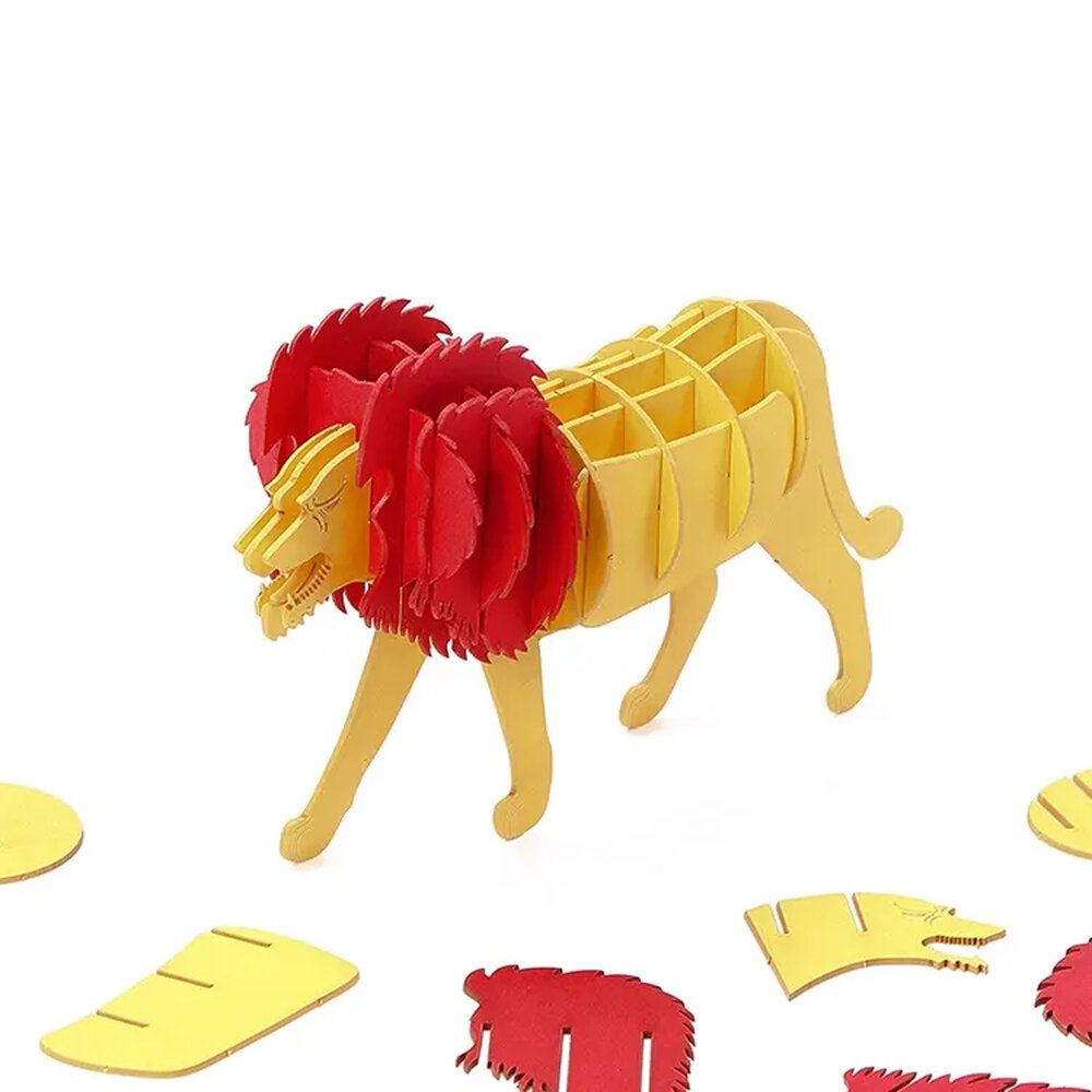 Card Model LION